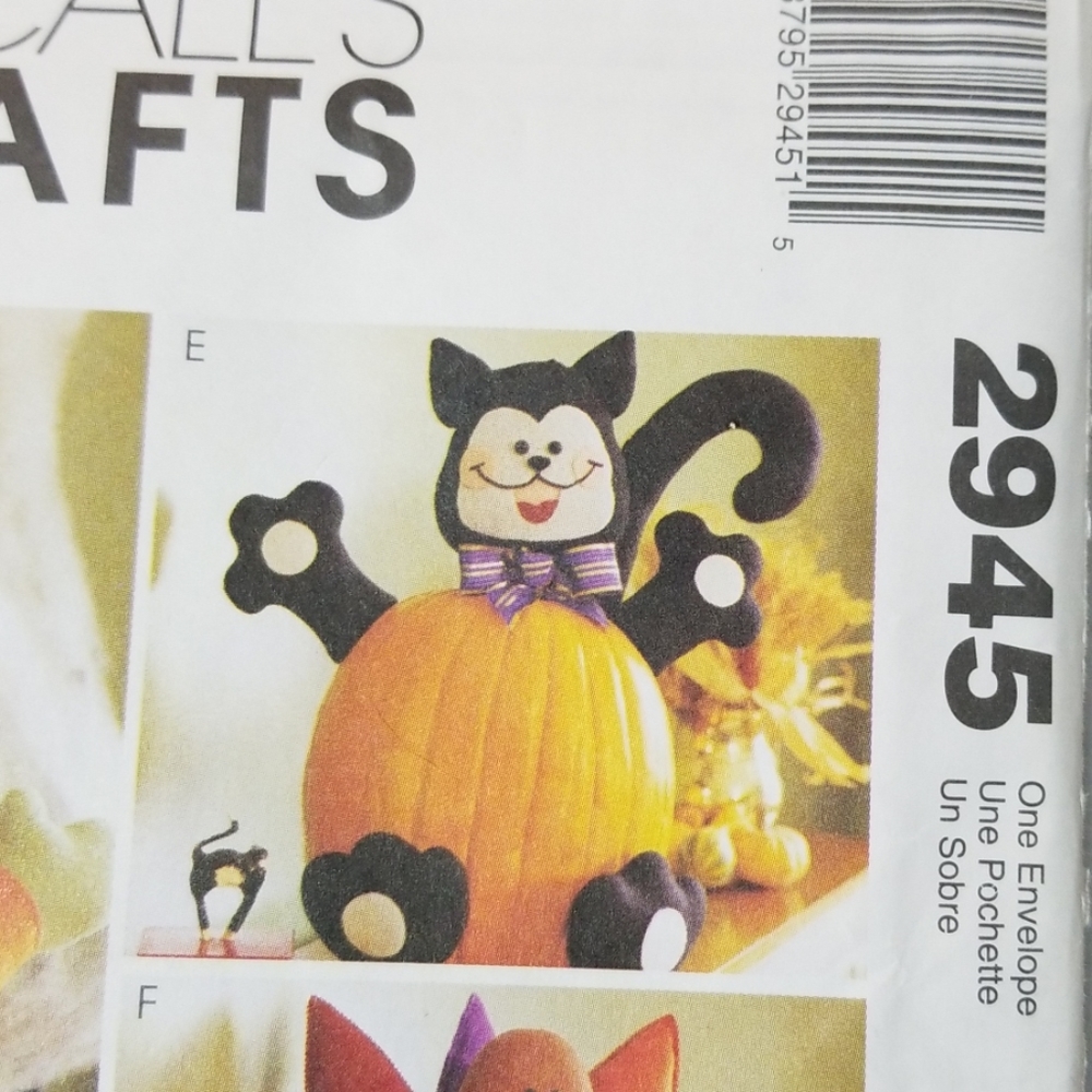 McCall's Crafts patterns! - Picture 3 of 7